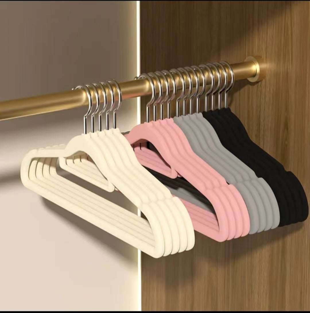 Luxury velvet antislip hangers