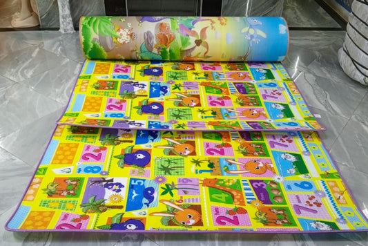 Double sided Play/Crawling mat.