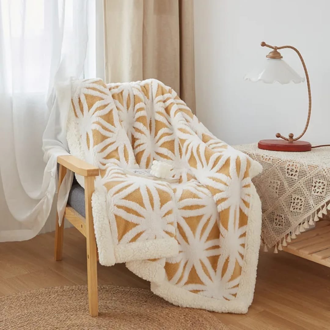 Classic sherpa blanket