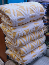 Classic sherpa blanket