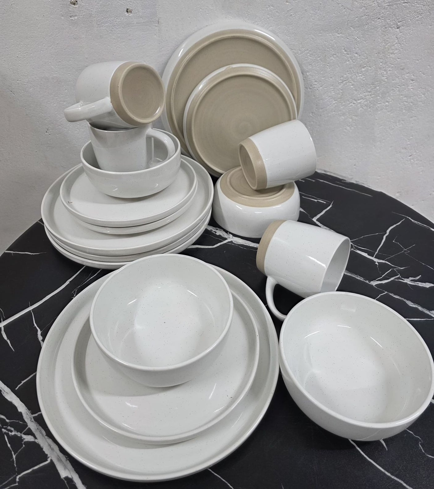 Double Glaze Ceramic Dinner Set – 24 Pieces
High-Quality Ceramic: Crafted with a smooth double glaze finish for a refined, elegant look and long-lasting durability.

Complete Table Setting:

6 Dinner Plates – 10.5 inch

6 Side Plates – 8 inch

6 Soup Plates – 6 inch

6 Cups – 450ml

Modern Aesthetic: Simple yet sophisticated design suitable for both casual meals and formal dining.

Microwave & Dishwasher Safe: Built for everyday convenience and easy cleaning.

Versatile Use: Perfect for family meals, entert