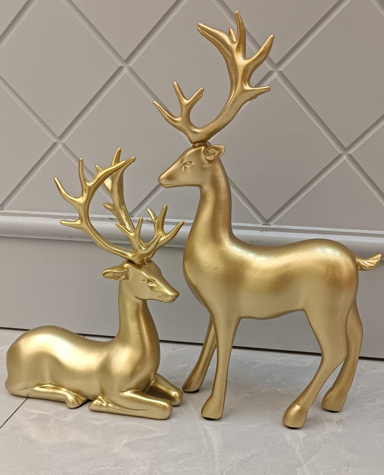 Deer ceramic decor