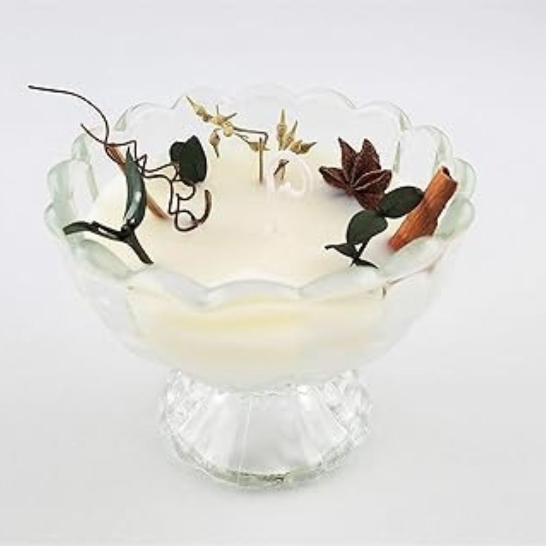 Pastoral Aromatherapy Soy Wax Candles

Material: Natural soy wax infused with essential oils

Fragrances: Mango Peach, Lemon, Plum Blossom

Style: Pastoral design with decorative jar

Use: Ideal for home ambiance, relaxation, or gifting

Burn: Clean and long-lasting