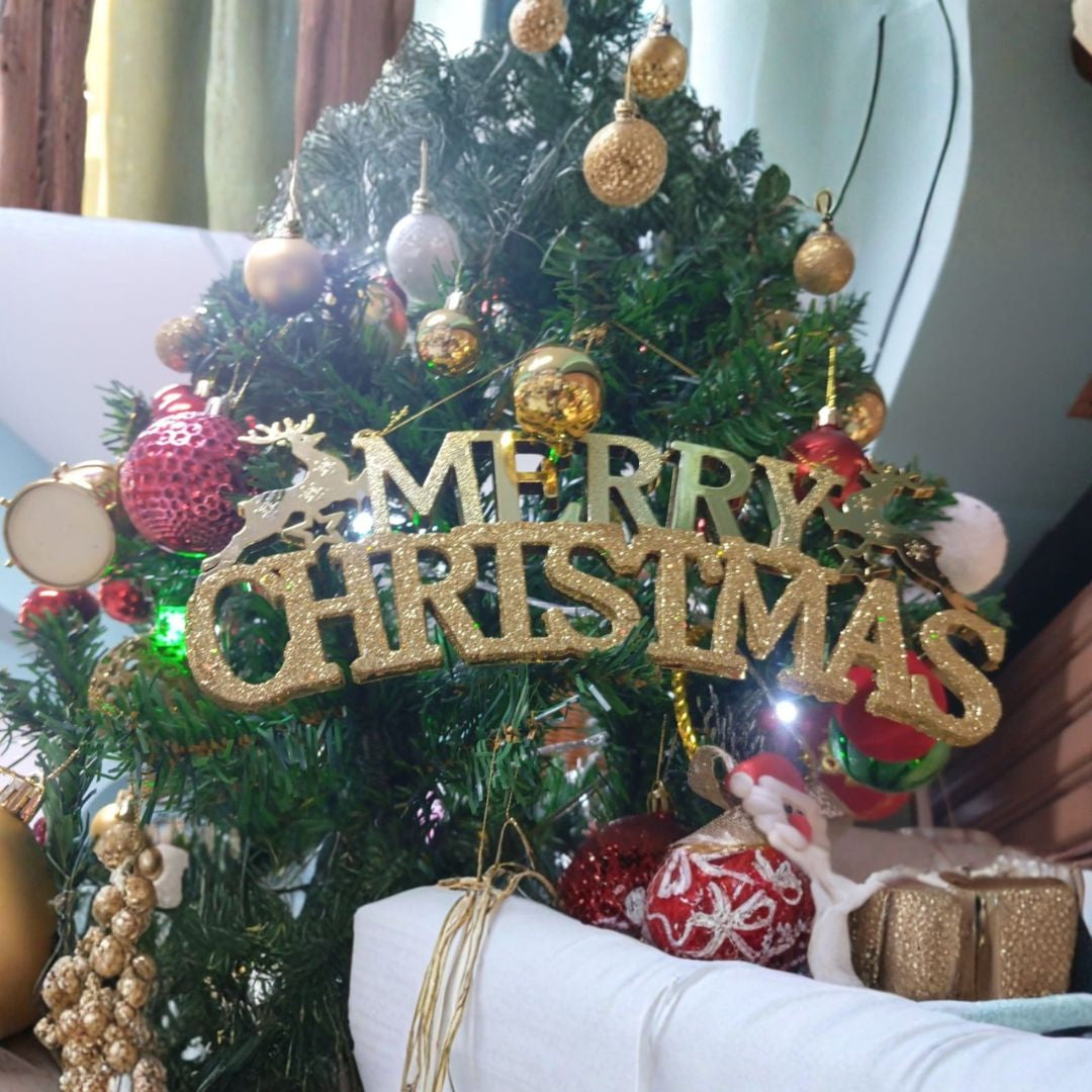 Christmas Tree Hanging Banner – “Merry Christmas” Design