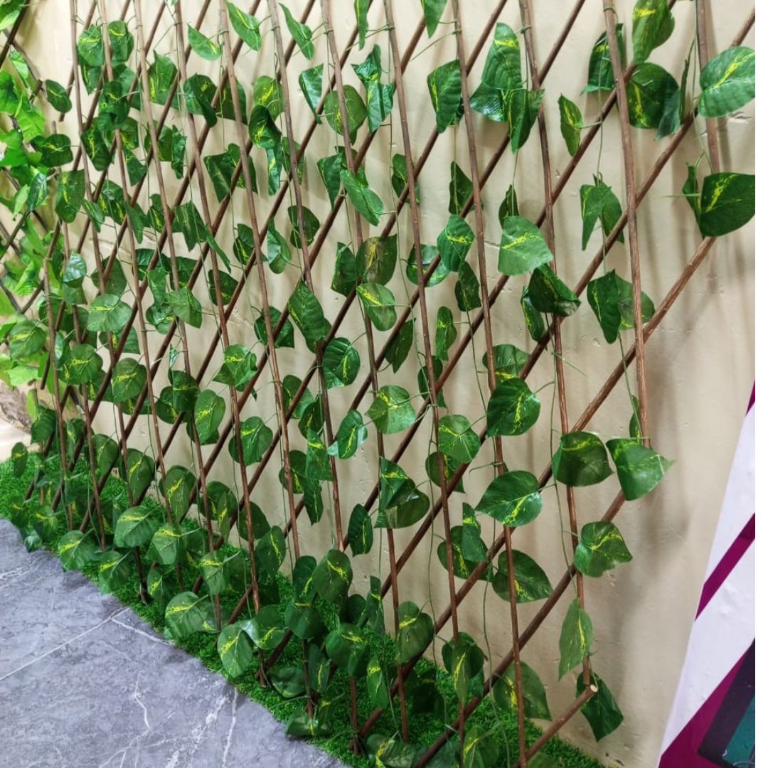 ARTIFICIAL STRETCHABLE FENCES