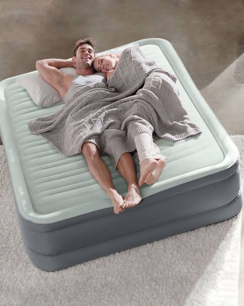 Dura Beam Deluxe Queen Mattress