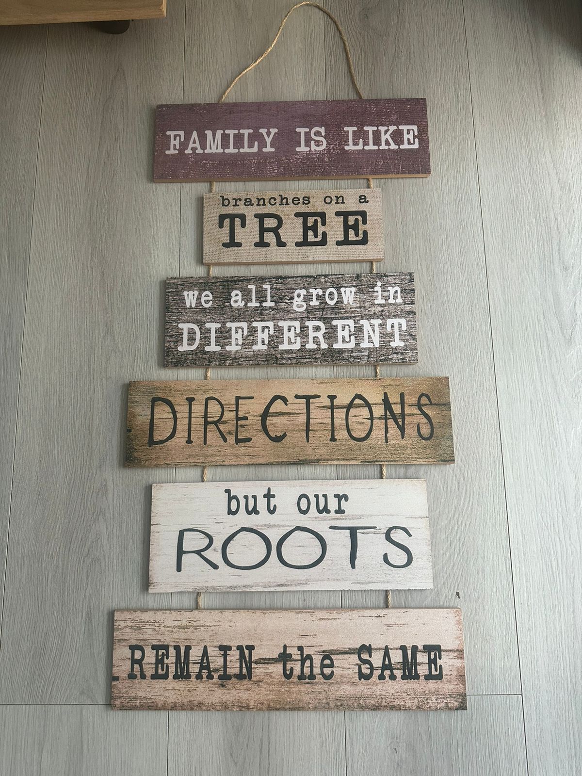 Hanging board wooden house rules