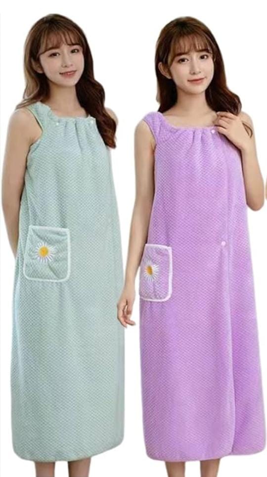 Wearable bath towel