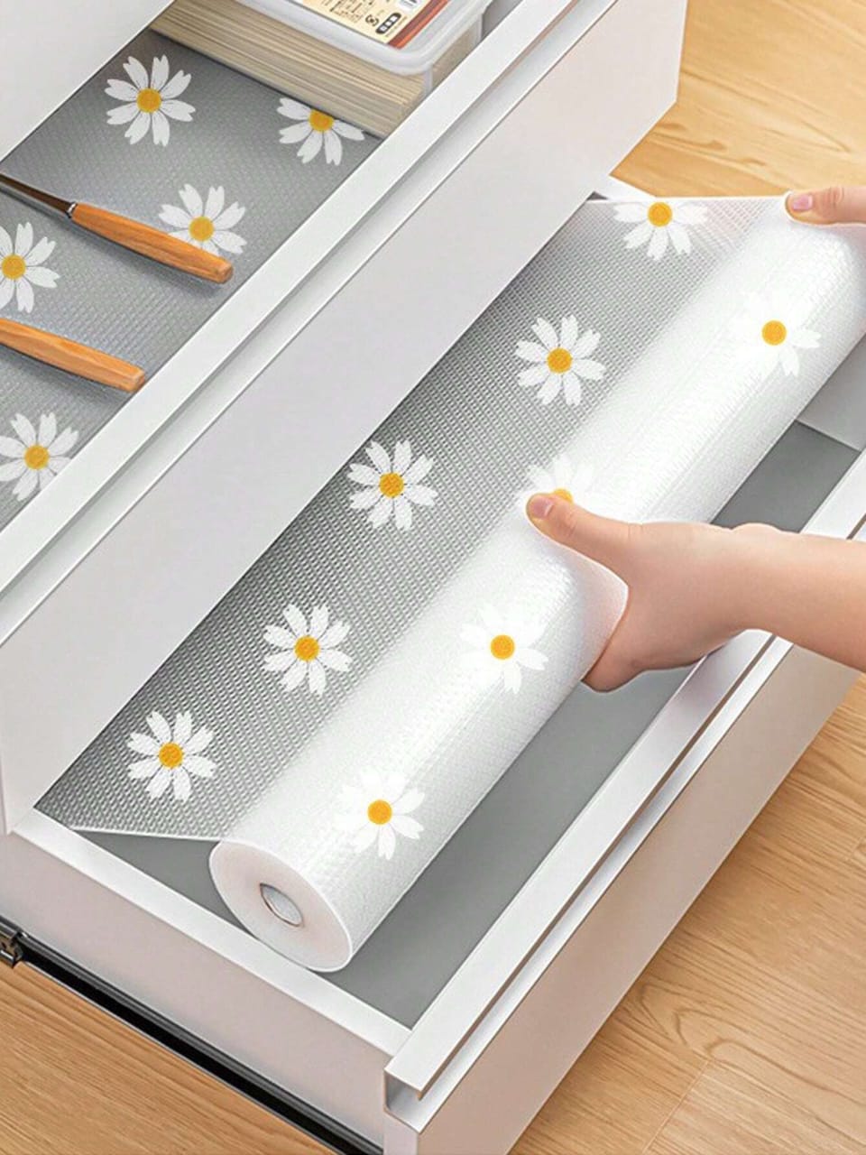 Daisy pattern Kitchen drawer liners oil proof moisture cupboard shelf liner mat