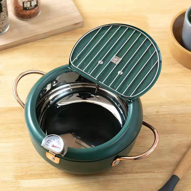 Nordic green coloured 3.4L Frying pot with thermometer and oil drain grill