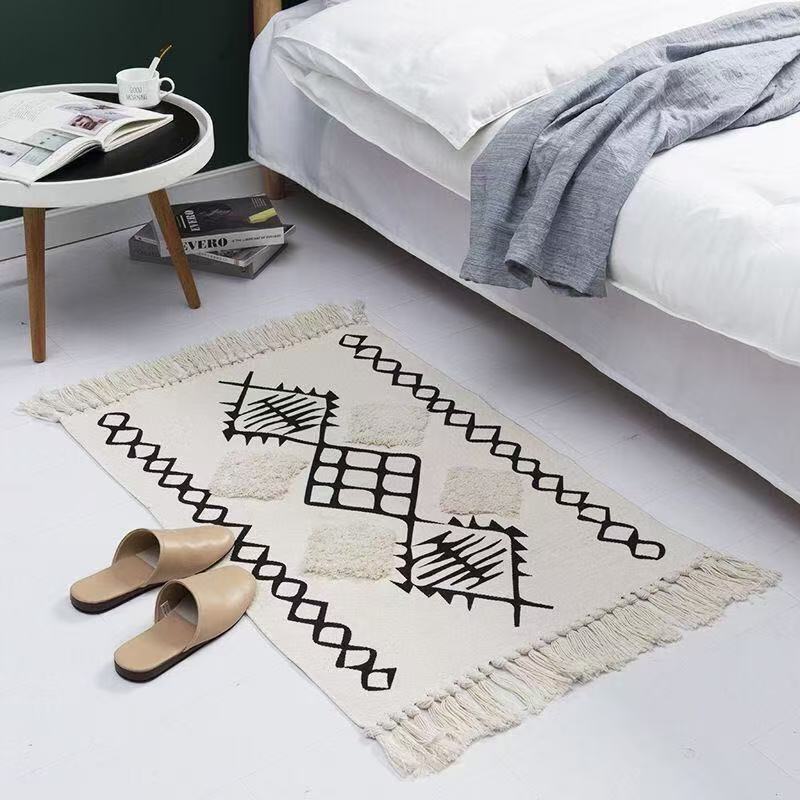 Bohemian Nordic style bedroom rug with tassels 60*120cm