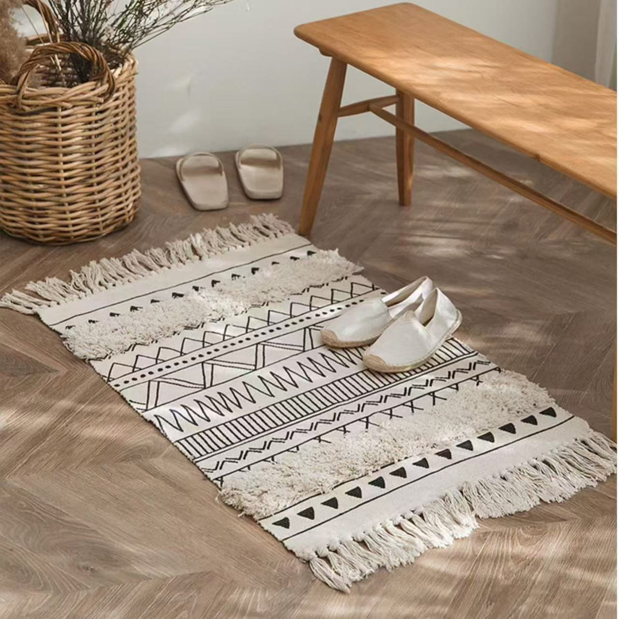 Bohemian Nordic style bedroom rug with tassels 60*120cm