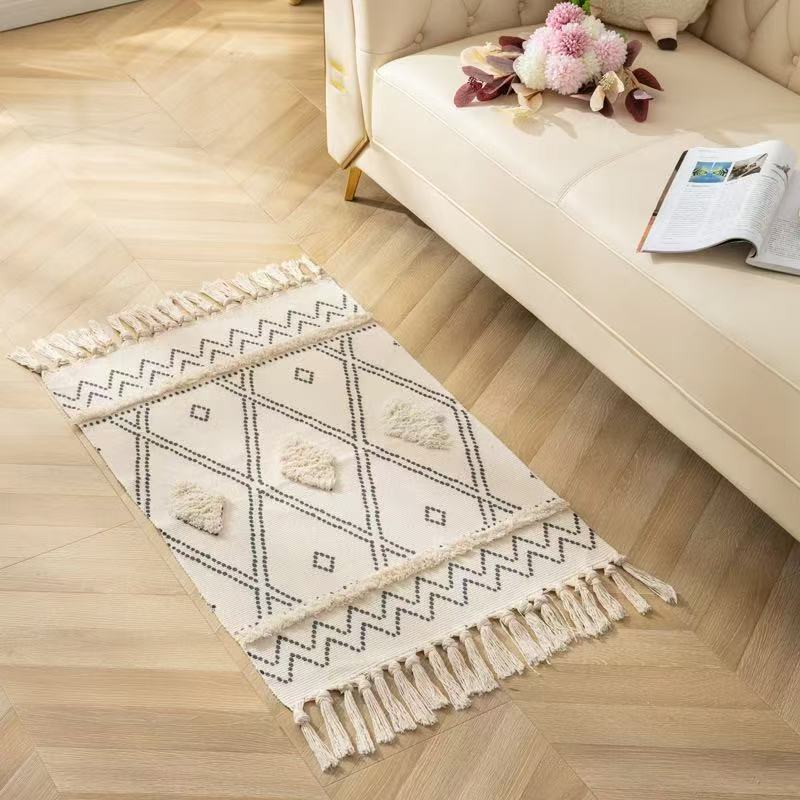 Bohemian Nordic style bedroom rug with tassels 60*120cm