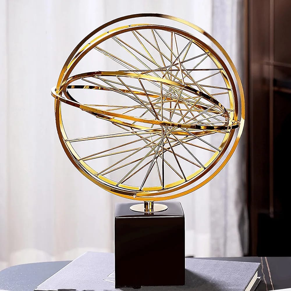 globe table decor