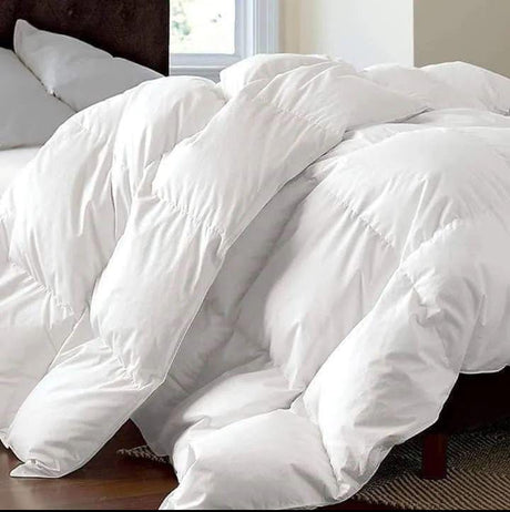 Extra King size White Unbinded Duvet Set
▪️1 duvet
▪️1 bedsheet
▪️2 pillow cases