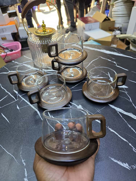 Retro style Tea & Coffe Cup with Friendly wooden Handle