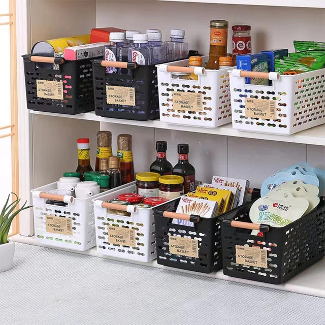 Small Plastic Storage Basket – 30 × 15 × 12.8cm