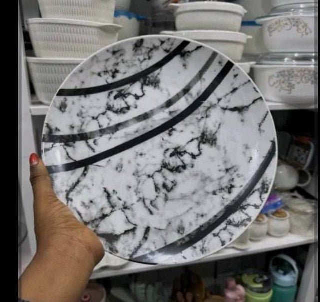 Round Ceramic Dinner Plates with White Marble and Black Stripe Design, 10.5 Inch — 6 Pieces spn