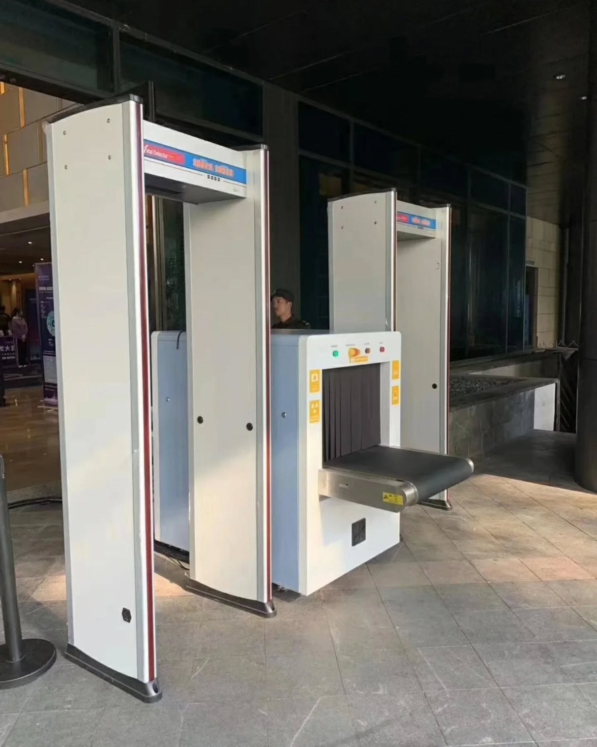 High Sensitivity Walkthrough Metal Detector