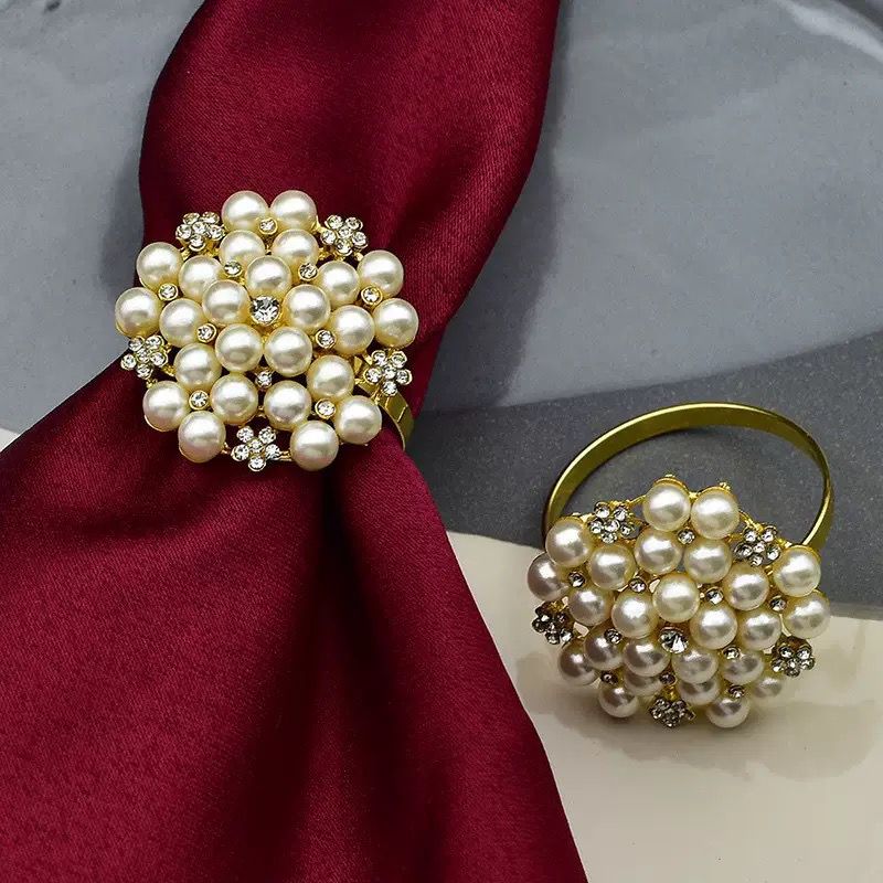 Luxurious Napkin rings
Available in 3 designs