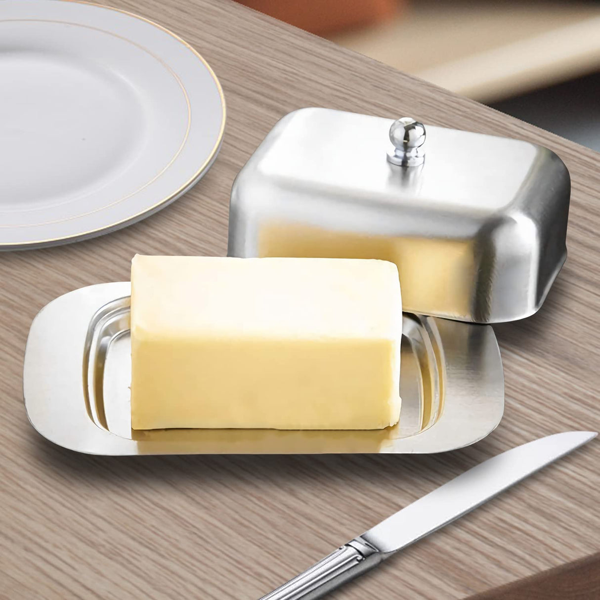 Metal Butter Dish with Lid – Stainless Steel Dimensions: 12.2 x 18.5 x 6.8 cm