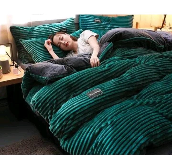 Velvet Duvet Set – 6x7 Size
