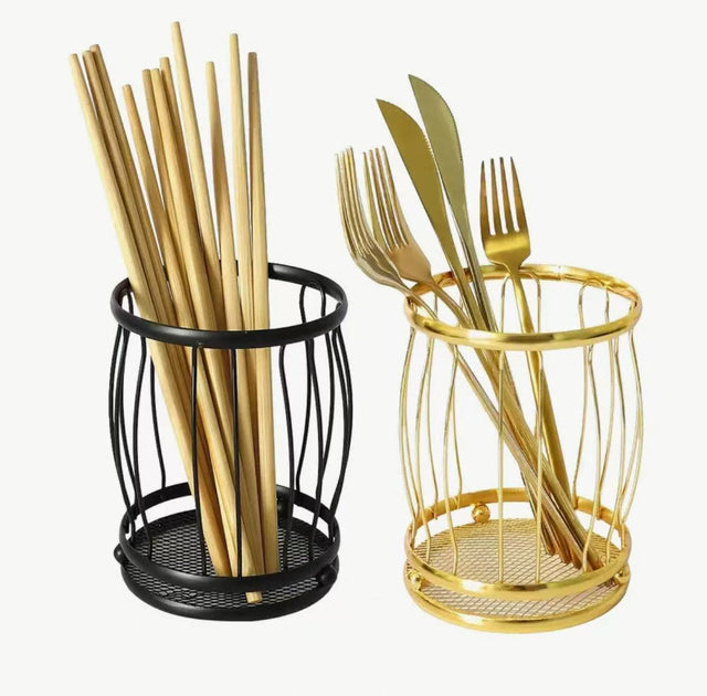 Round metal utensil holder for organizing spoons, forks, knives, chopsticks and kitchen utensils on the countertop