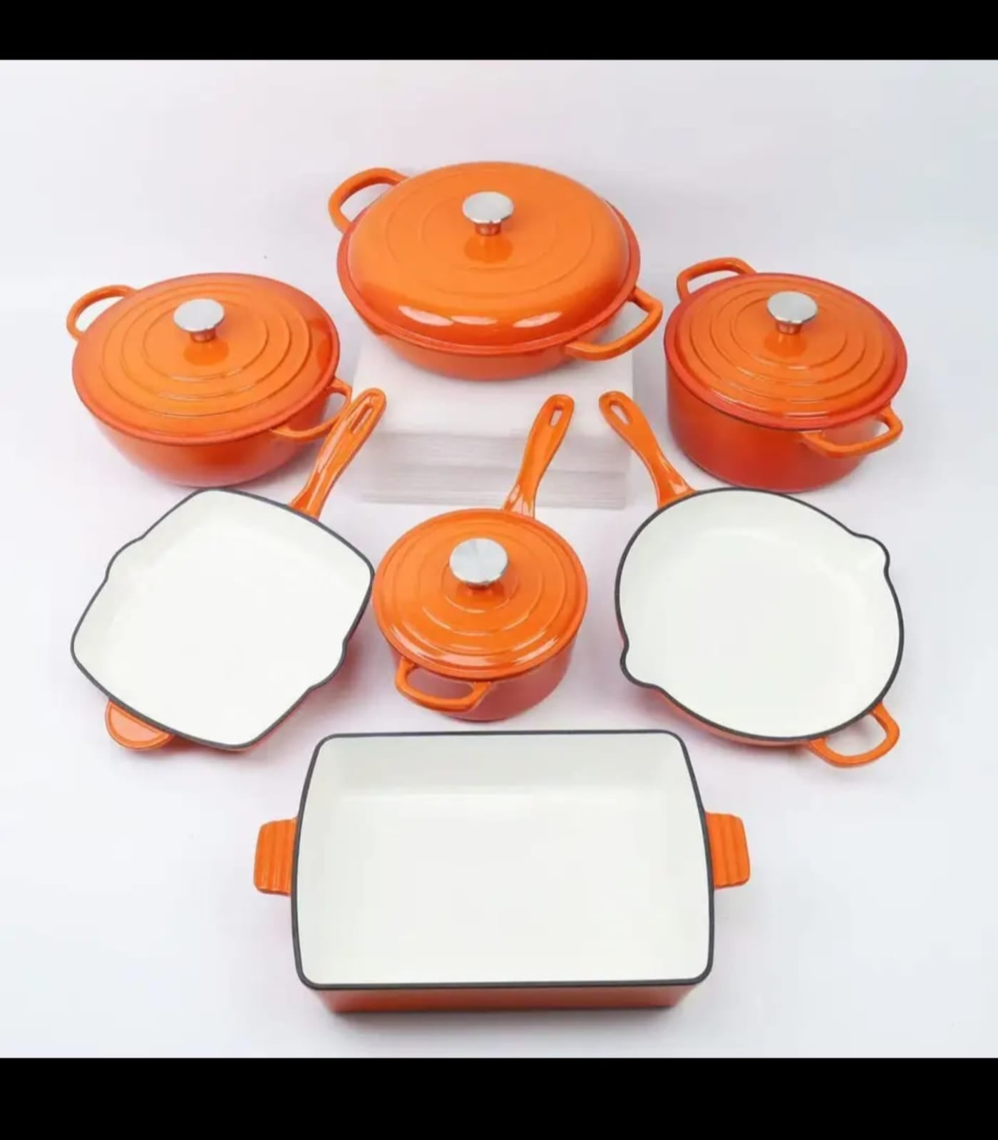 CAST IRON COOKING POTS