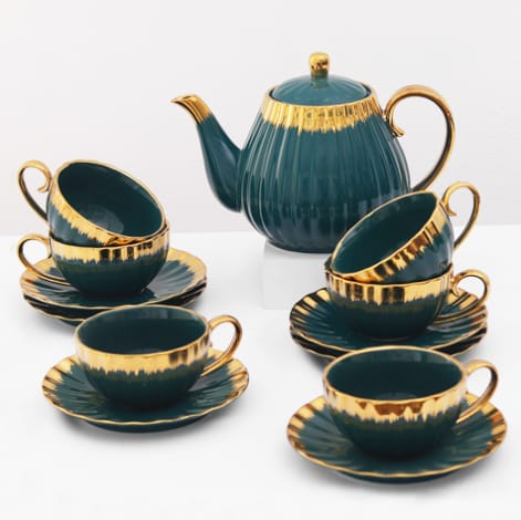 Tea set with gold rim