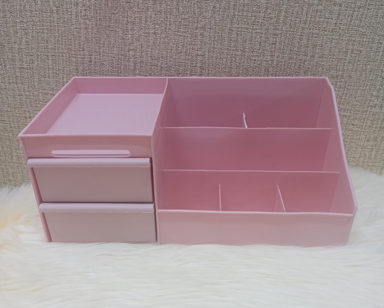 large capacity make up organizer