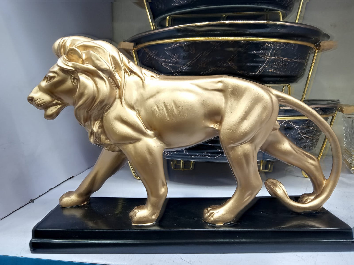 Creative Resin Golden Male lion Decor