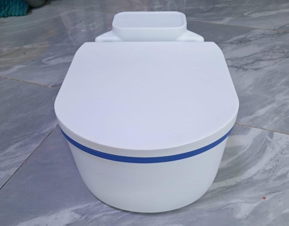 Baby potty with cleaning brush