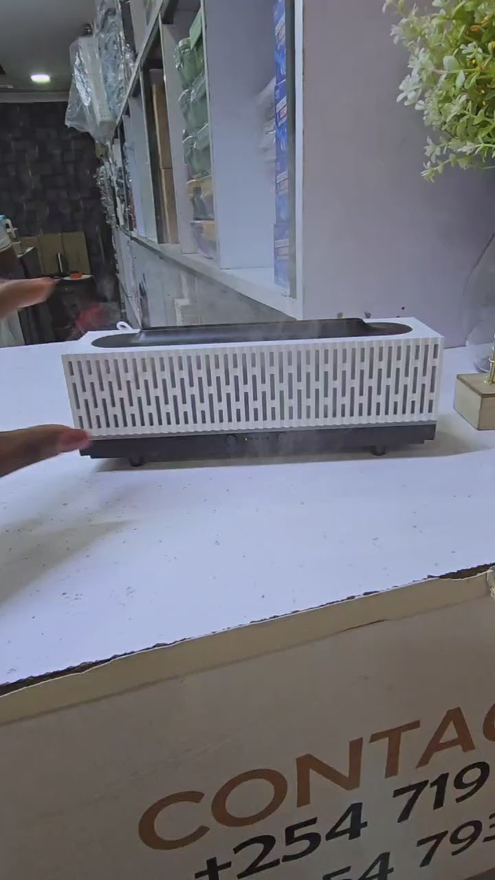 White Stripped 3D Flame Humidifier / Diffuser