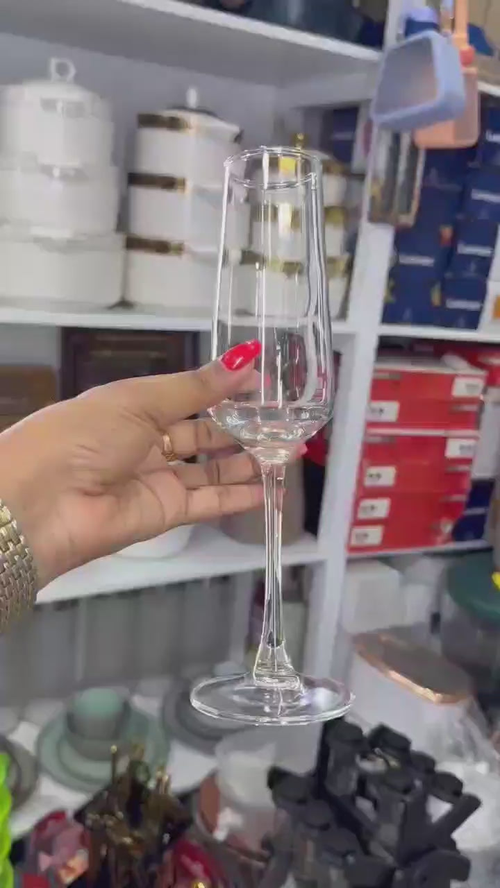 250 mls 4 pcs  Elegant Crystal champagne glass/ wine
